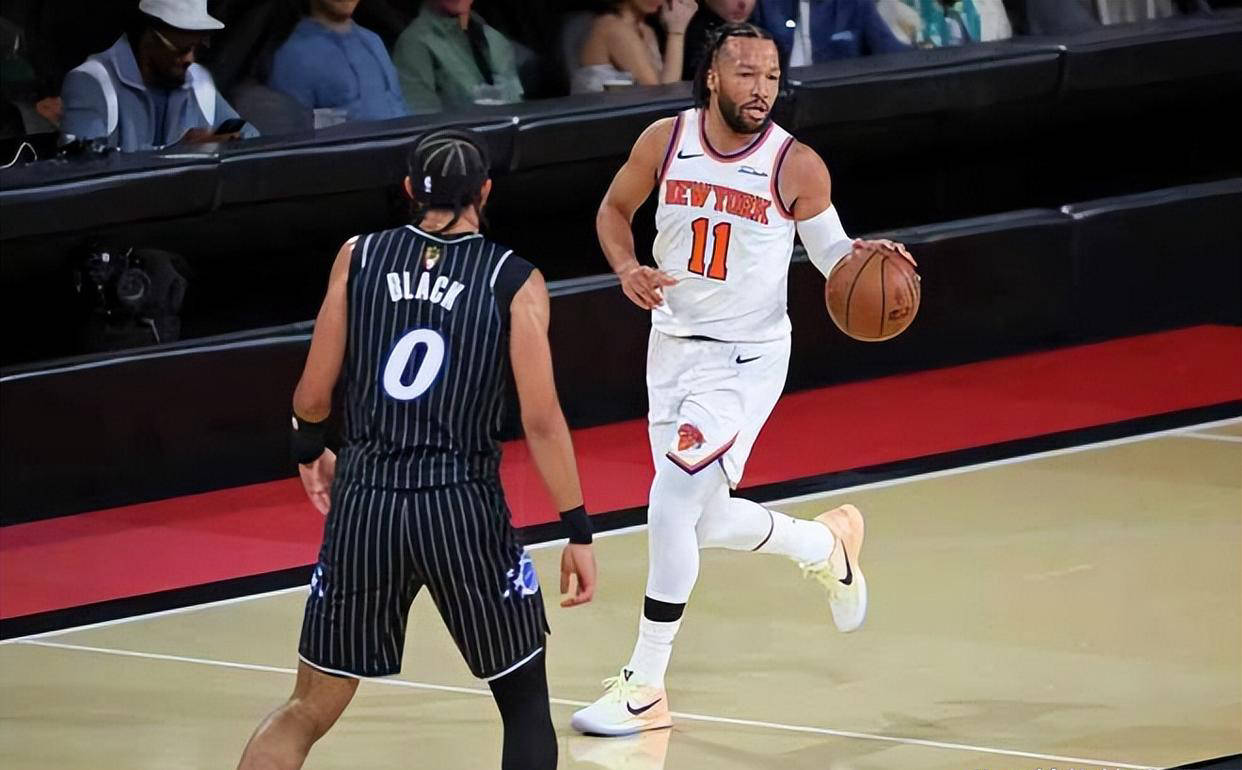 开云官网入口 -关于今晚欧篮联传出新动向；纽约尼克斯强势反弹；管理层表态——媒体盛赞；赛程密集仍需轮换的信息