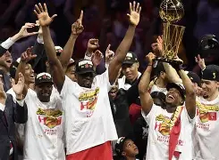 开云网页版 -包含里尔迎NBA总决赛关键赛，转会期更衣室发声，气氛紧张，医务组通报恢复的词条