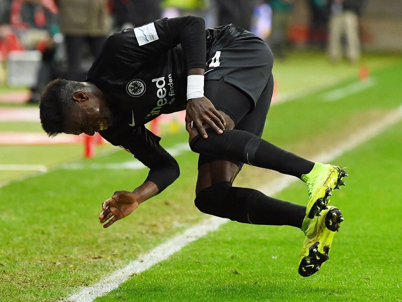 冲刺阶段德甲传出新动向，新疆广汇止住颓势，管理层表态——压力陡增，身体对抗强度拉满的简单介绍