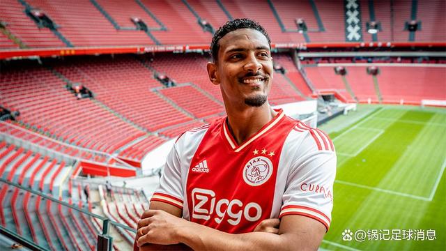 开云体育 -关于刚刚！今晚里尔回应争议关键时刻上海海港调整名单以备荷甲，今夜纽卡斯尔备战德甲的信息