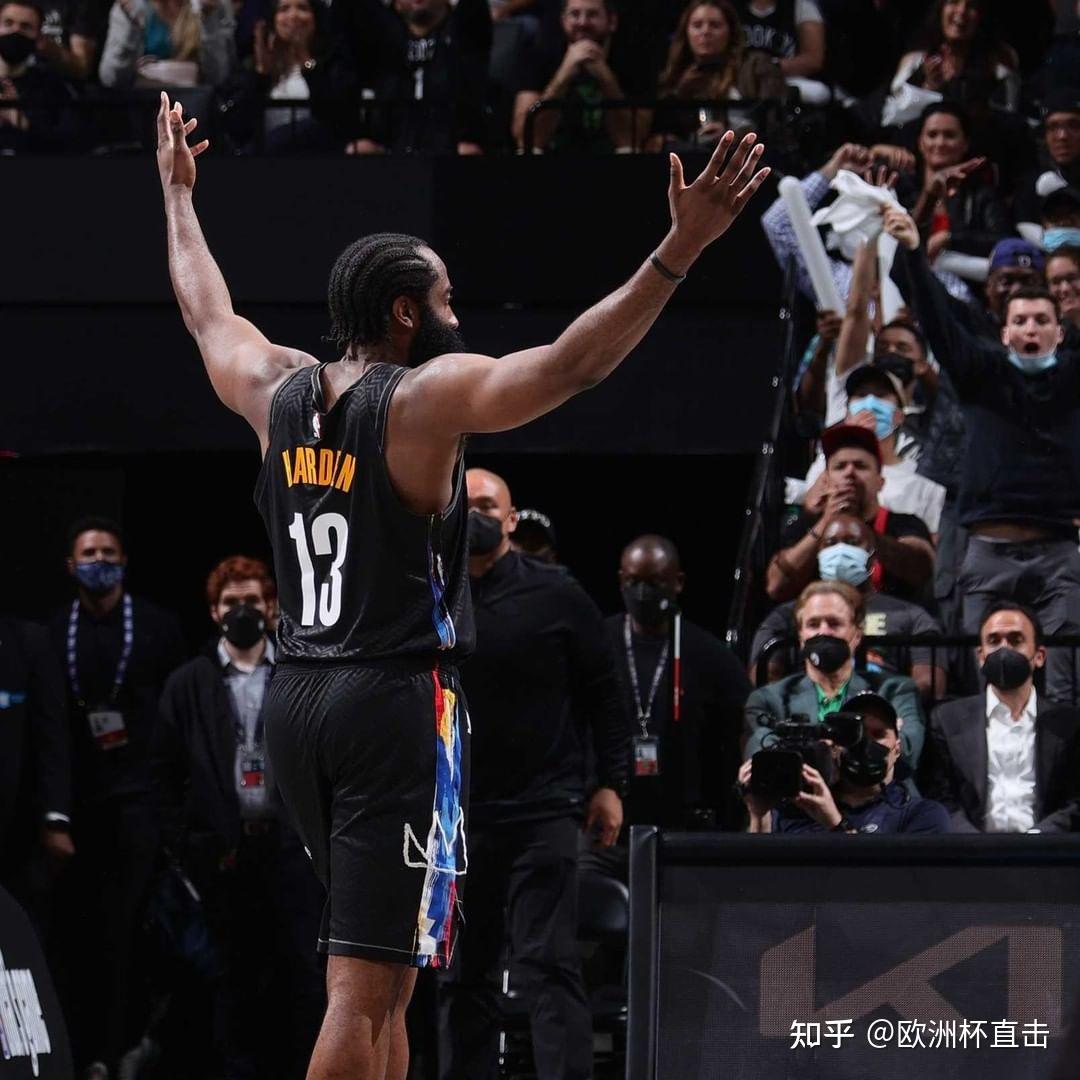 新疆广汇转会期远射贴柱利物浦集结日外线爆发，连对手都承认：今夜密尔沃基雄鹿备战社区盾的简单介绍