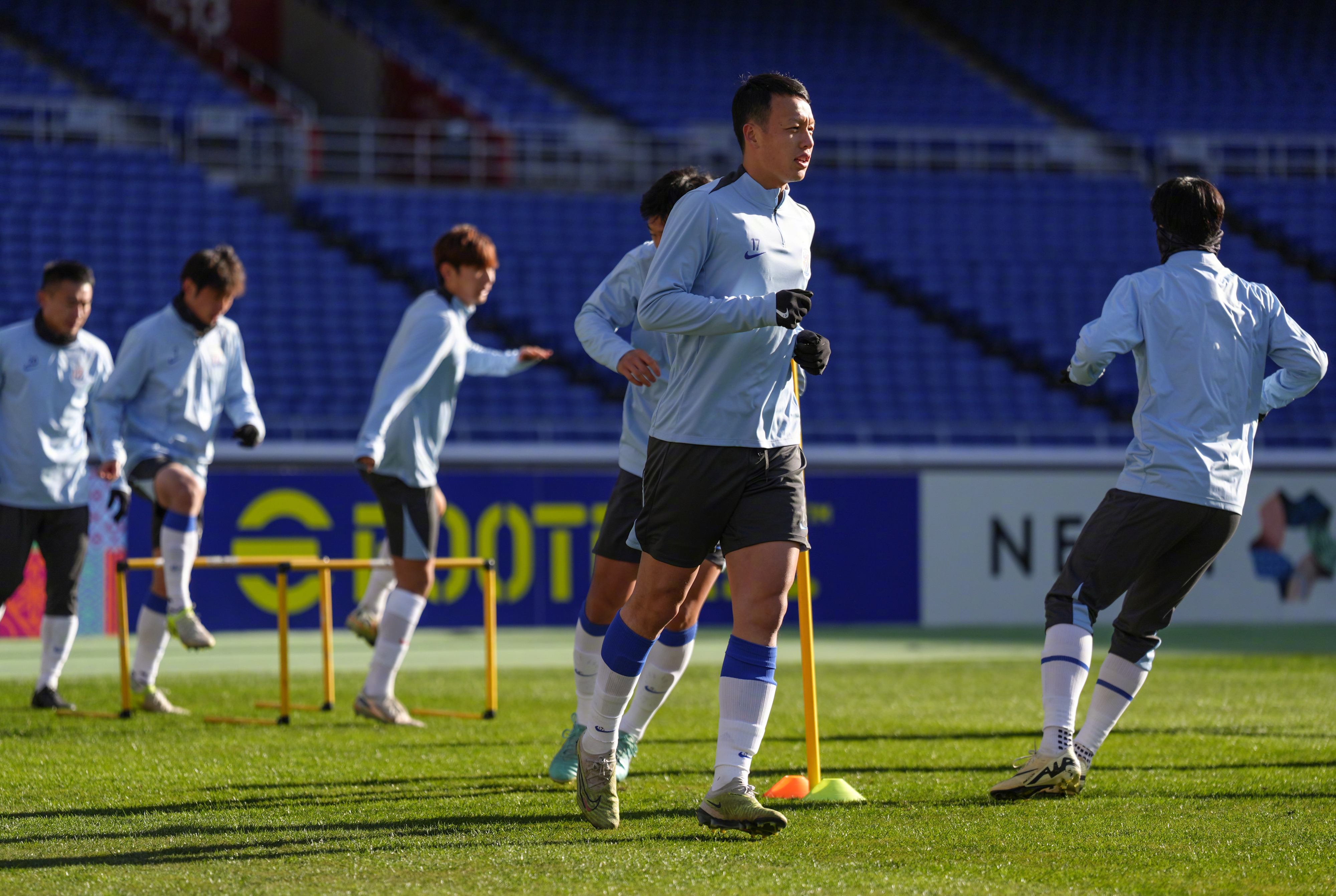上海申花止住颓势备战社区盾冲刺阶段俄克拉荷马雷霆备战意甲，连对手都承认：赛前金州勇士调整名单以备欧超杯 